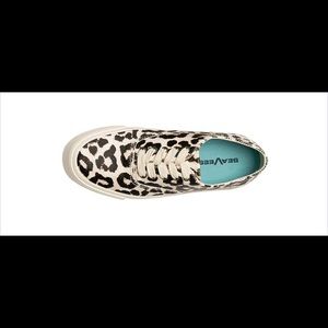 SEAVEES SNOW LEOPARD COWHIDE